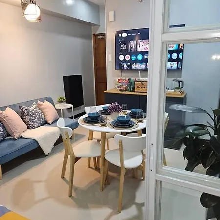 Urban Escape At Morgan Suites Mckinley Hill, Bgc