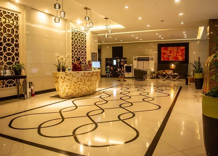 Elivion Staycations At Mckinley Hill, Near Venice, Bgc, With Pool & Wifi Apartment Manila