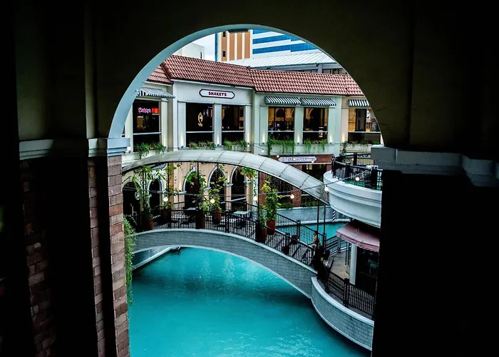 Elivion Staycations At Mckinley Hill, Near Venice, Bgc, With Pool & Wifi *